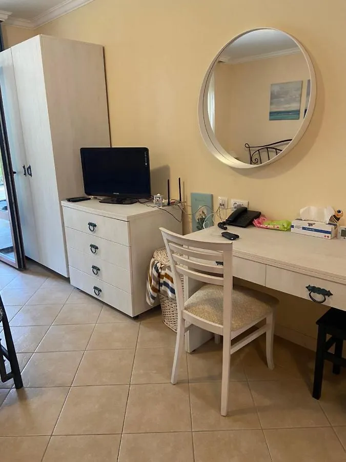 Tiny Bijou Sea View Studio - Santa Marina - סוזופול מלון דירות