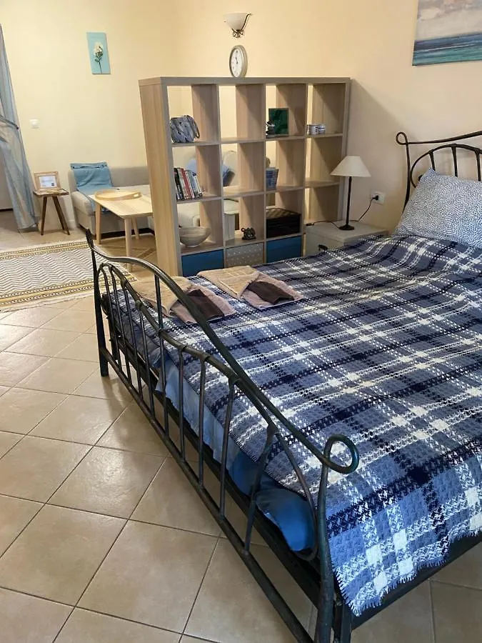 Tiny Bijou Sea View Studio - Santa Marina - סוזופול 0*,  בולגריה
